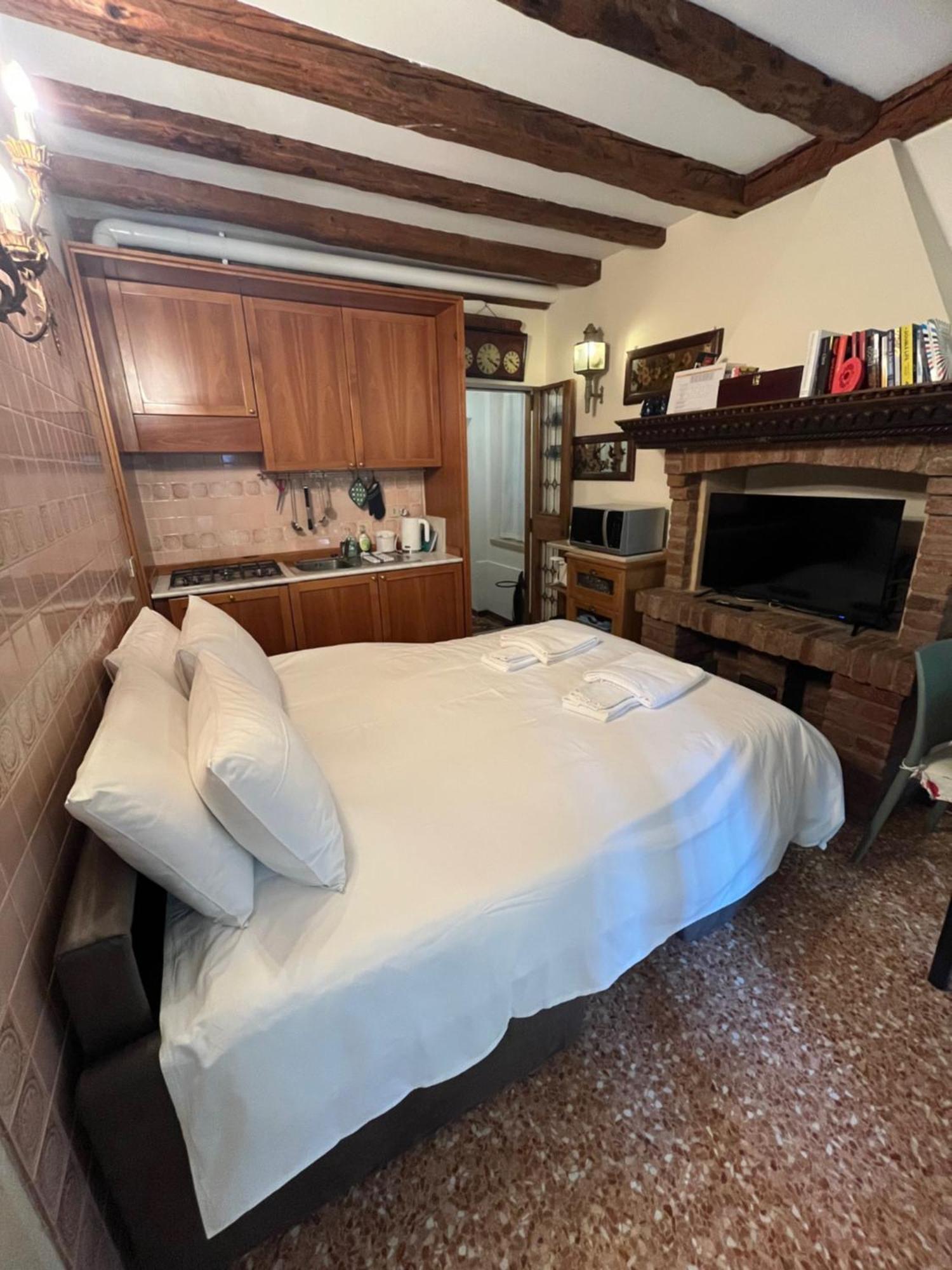 Peggy Suite Venetië Buitenkant foto
